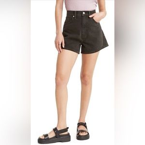 Levi's Women's High Waisted Mom Shorts size 24